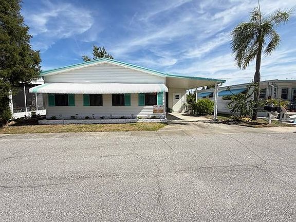 2nd image of 1415 Main St Lot 82