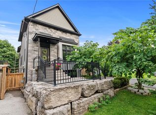 8 Stanmary Dr, Saint Catharines, ON L2N 5T4