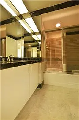 Sold by RELO REDAC INC. | media 1