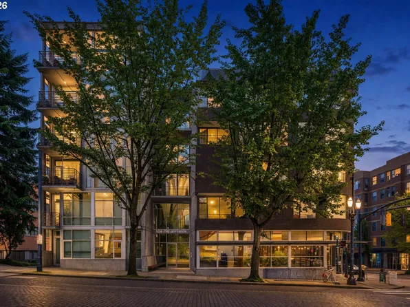 1234 SW 18th Ave, Portland, OR 97205