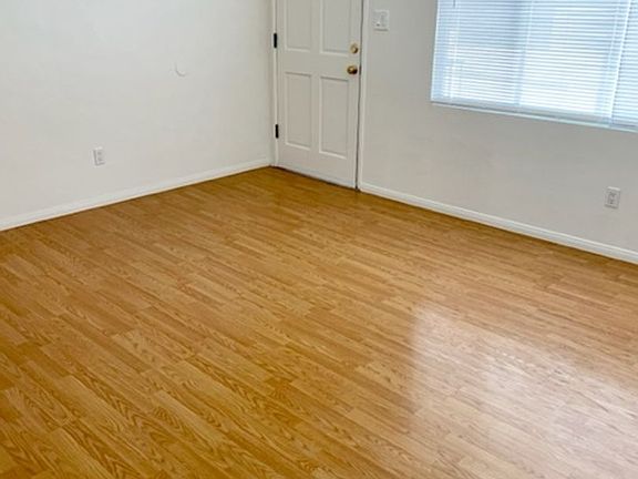 2nd image of 3185 Landis St