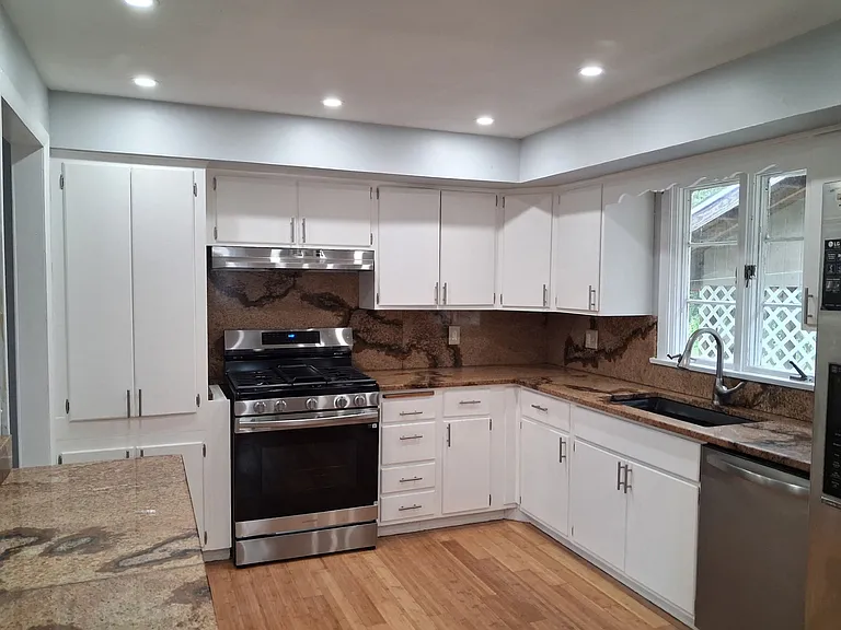 98 Sandquist Cir — Photo 7