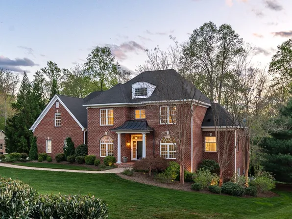 1278 Jefferson Dr W, Forest, VA 24551