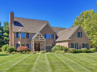 1311 Cross Creek Rd, Mahomet, IL 61853