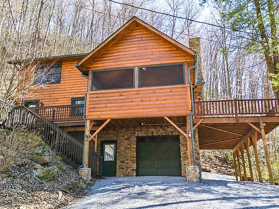 2nd image of 3548 Dicks Creek Rd