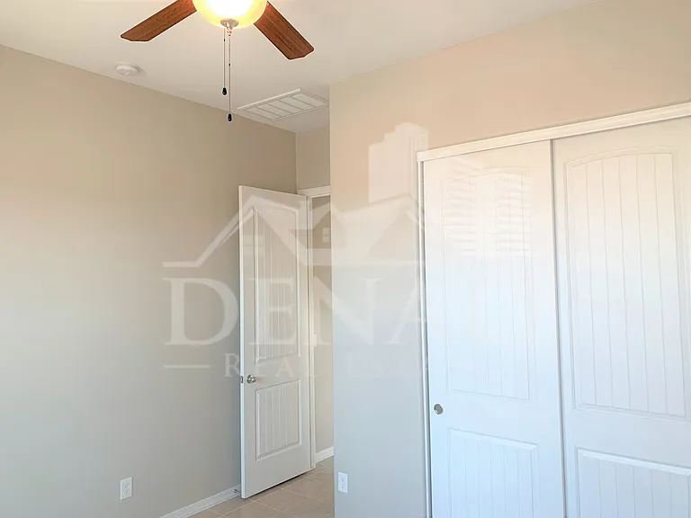 14351 W Georgia Dr — Photo 12
