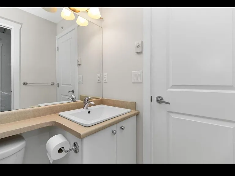 45559 Yale Rd — Photo 1