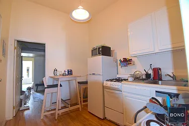 Rented by Bond New York