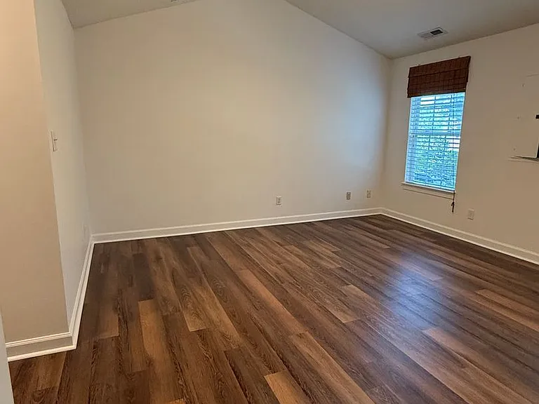 2110 Portofino Ct — Photo 16