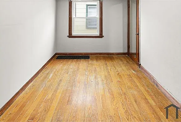 249 S Hartnett Ave — Photo 4