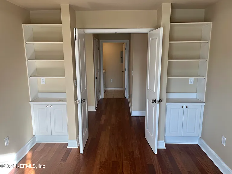 400 E Bay St #402 — Photo 64