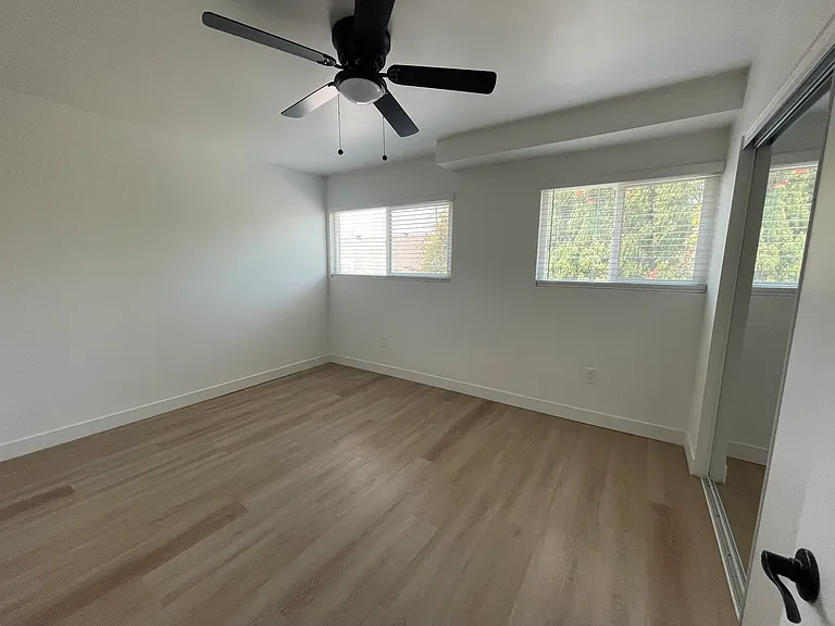 2227 E Joana Dr #D — Photo 11