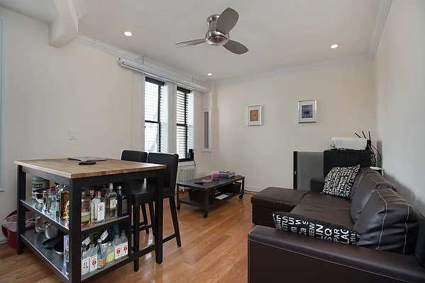 Rented by OGI Management | media 17