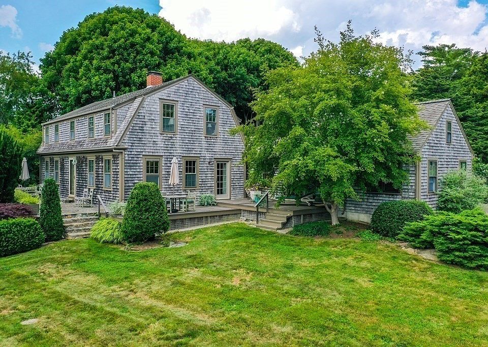 1893 Main Rd, Westport, MA 02790 | Zillow