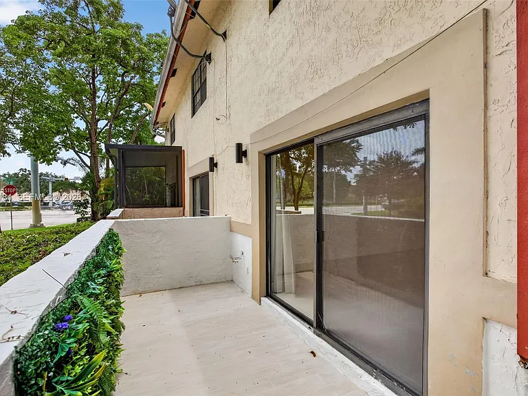 2878 Coral Springs Dr #2878 — Photo 18