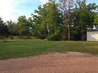 201 & 109 Spreading Oak Cir, Somerville, TX 77879