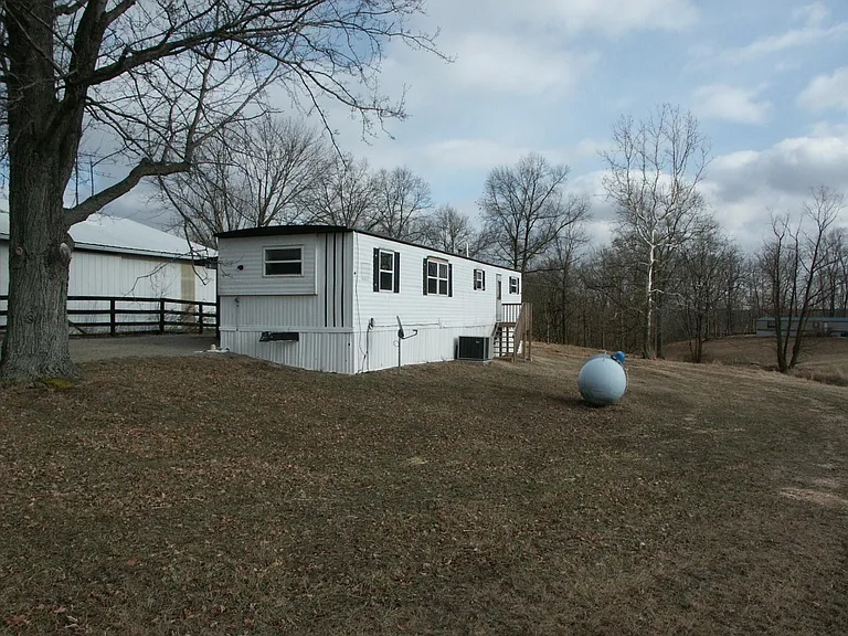 7465 Woodward Claypool Rd #1 — Photo 6