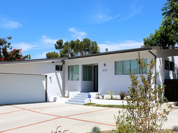 3rd image of 4319 Palmero Dr