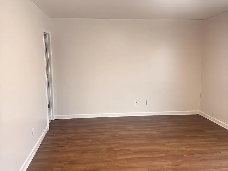 Unit Photo
