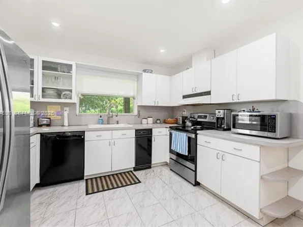 12505 SW 22nd Ter, Miami, FL