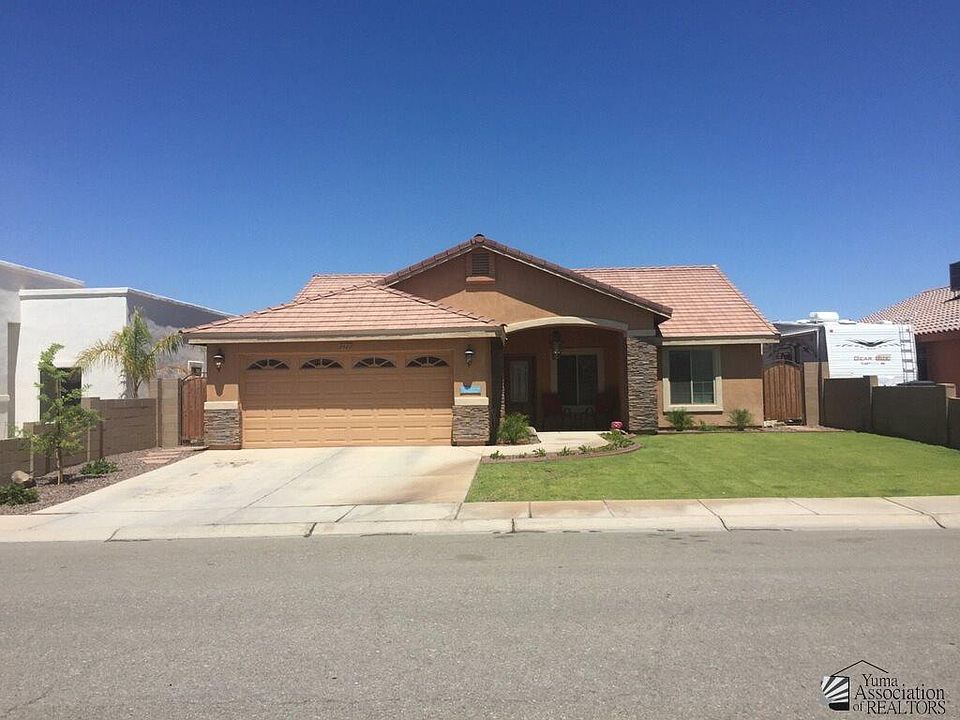 1st image of 2422 E Bermudez St