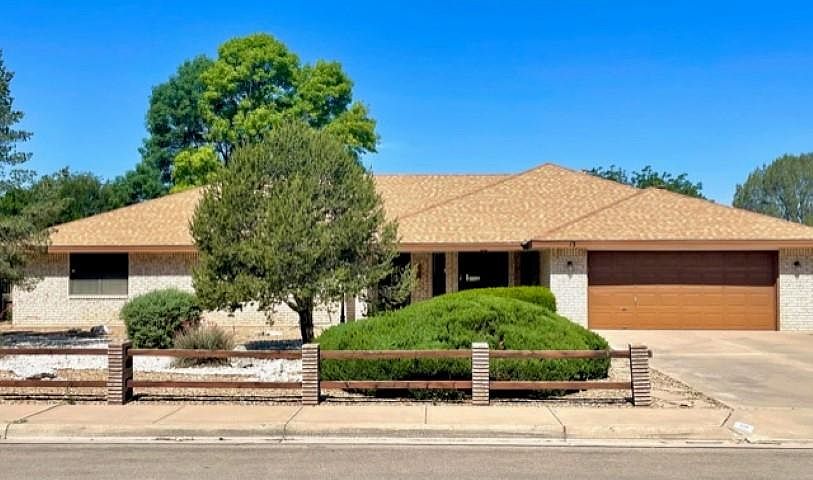 1st image of 13 Vista Parkway Cir