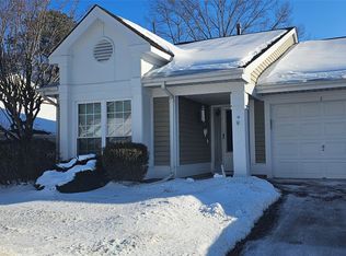 2 Kismet Ct, Ridge, NY 11961