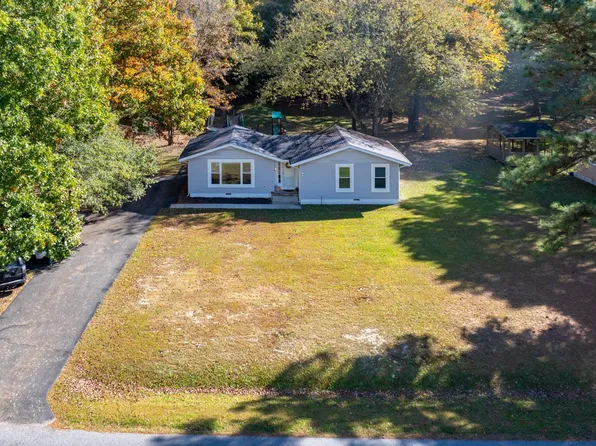 28425 Adkins Rd, Salisbury, MD 21801