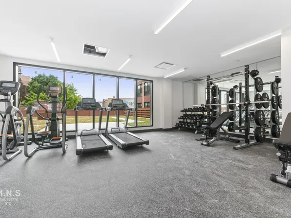 800 Flatbush Avenue image 12 of 18