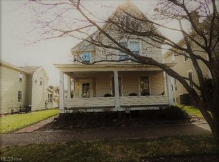 619 7th St, Marietta, OH 45750