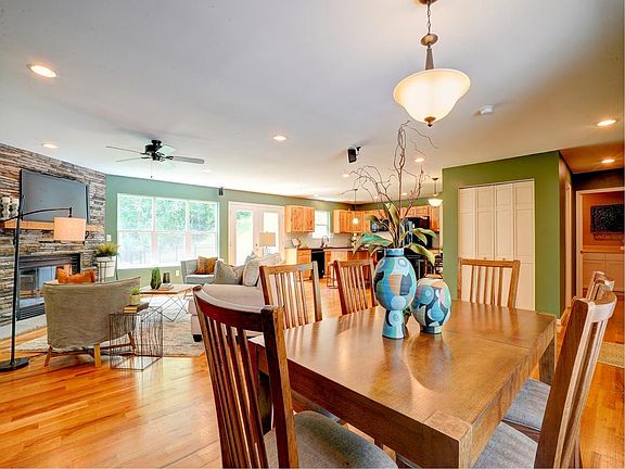 4th image of 224 Obannon Ave