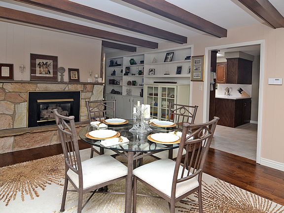 Formal Dining