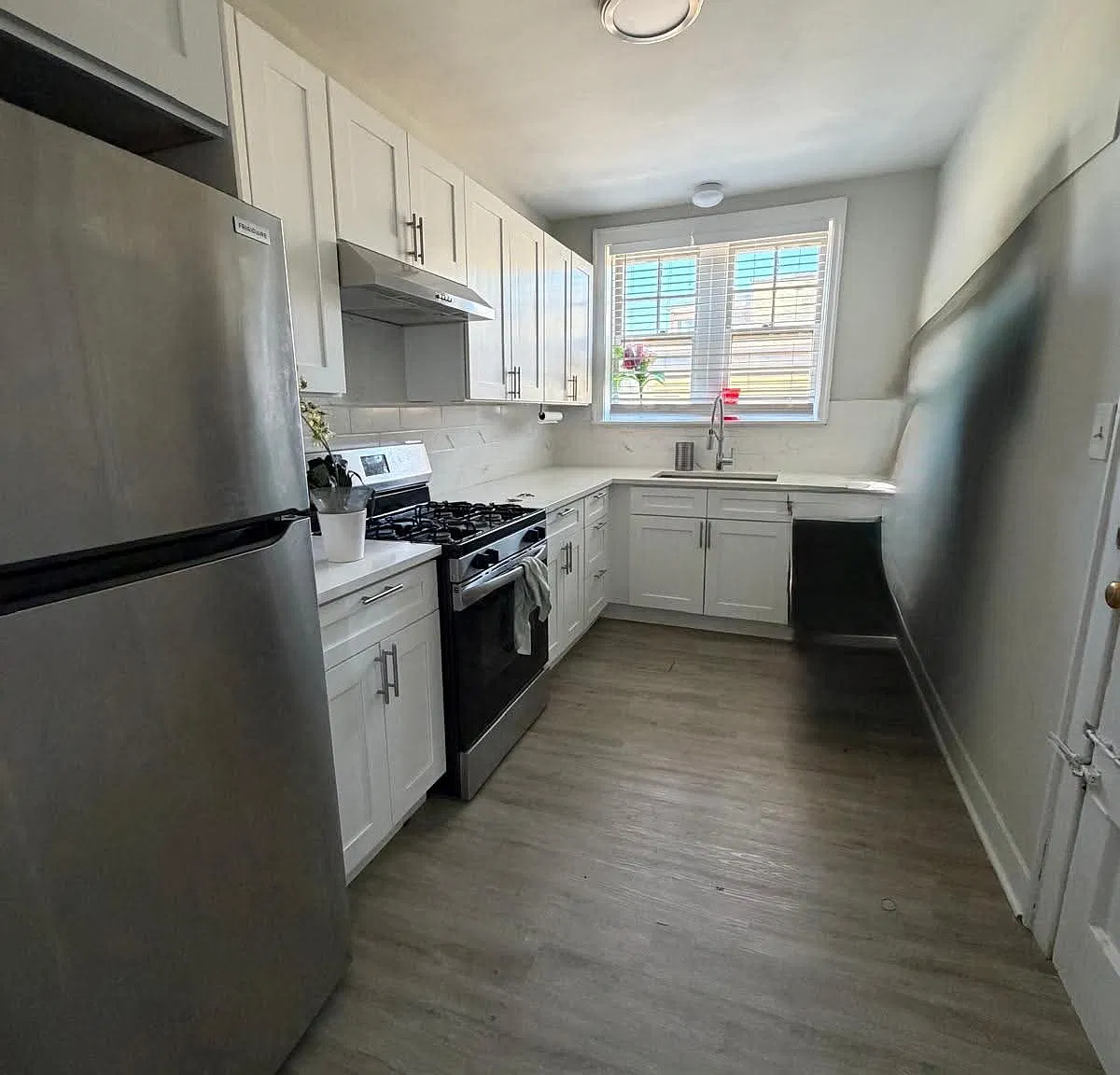 2 bed, $2,095 — Photo 3