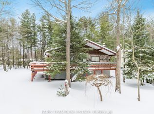 39 Rosemary Rd, Tiny, ON L0L2T0