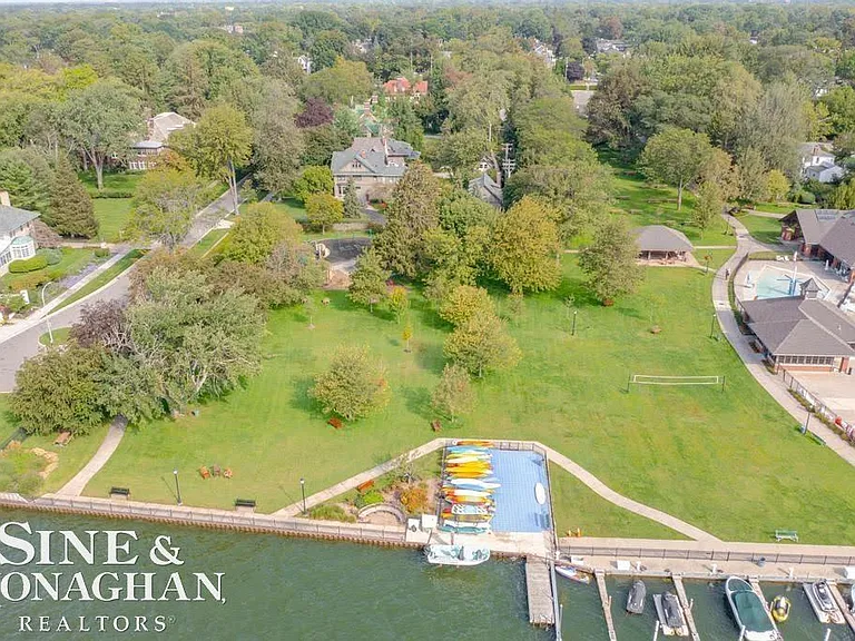 860 Neff Rd — Photo 43