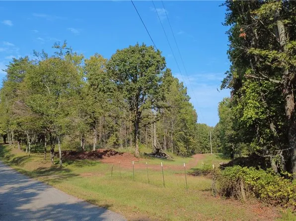 744 Moores Gin Rd #123, Fairmount, GA 30139