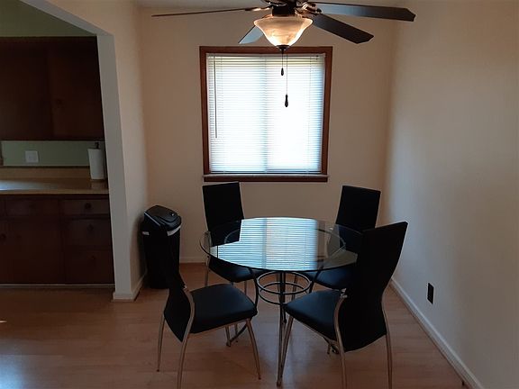 4th image of 811 N Dean St
