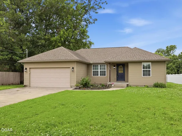 610 S Frisco St, Webb City, MO 64870