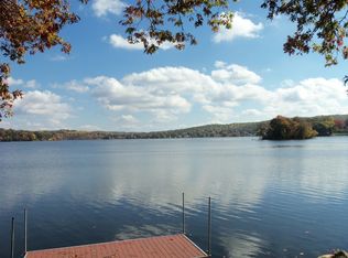 9 Spring Ln, Stanhope, NJ 07874