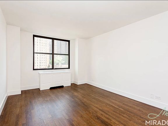 5th image of 330 E 39th St APT 5F