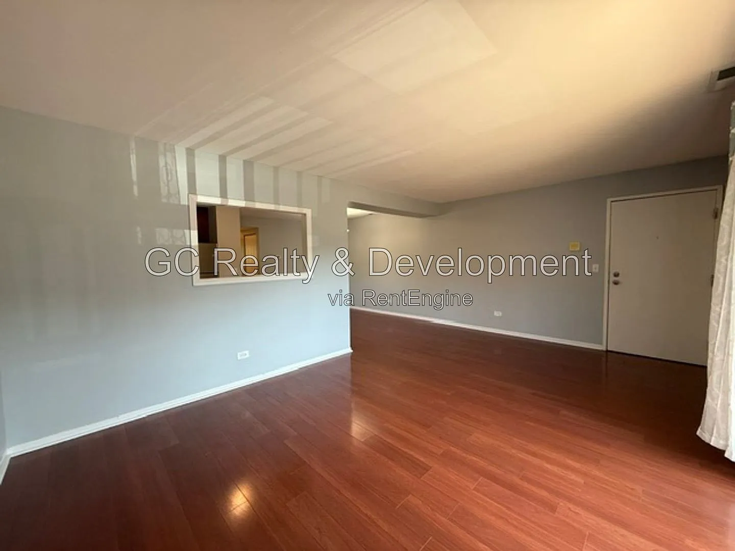 2 bed, 1.0 bath, 900 sqft, $1,925 — Photo 4
