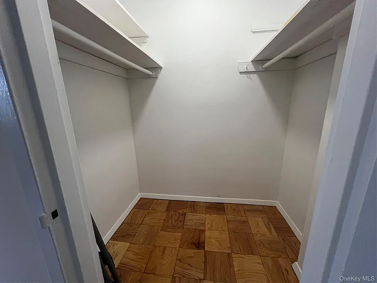 30 Lake St #2I — Photo 19