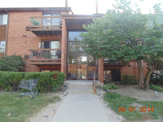 1st image of 1903 Country Dr APT 104