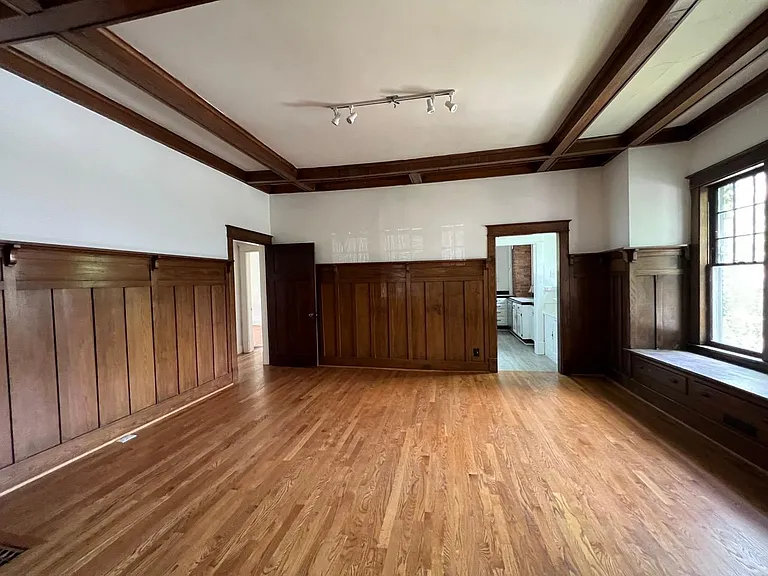 1712 Linden Ave #2 — Photo 6