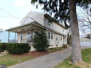 725 Jackson Ave, Glenside, PA 19038