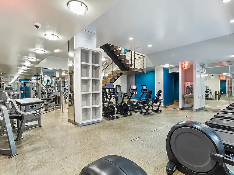 225 Rector Pl #12R — Photo 21