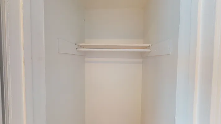 Rented by Evergreen Realty & Investments | media 37