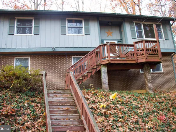 2018 Farragut Dr, Stafford, VA 22554