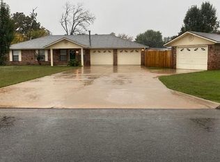 108 Saskatchewan Rd, Roland, OK 74954