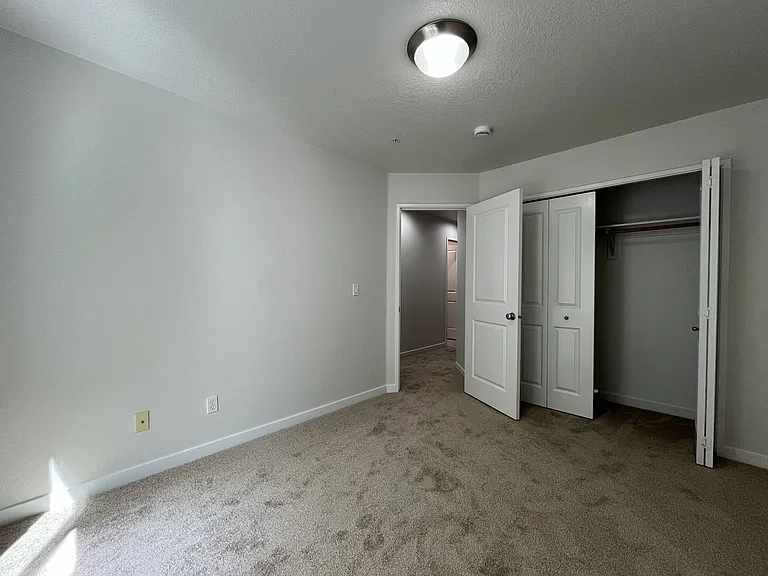16012 NW Centine Ln — Photo 32